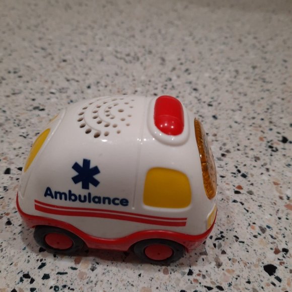 Vtech Go! Go! Smart Wheels Andy the Ambulance. Lights sounds battery included - Picture 2 of 6